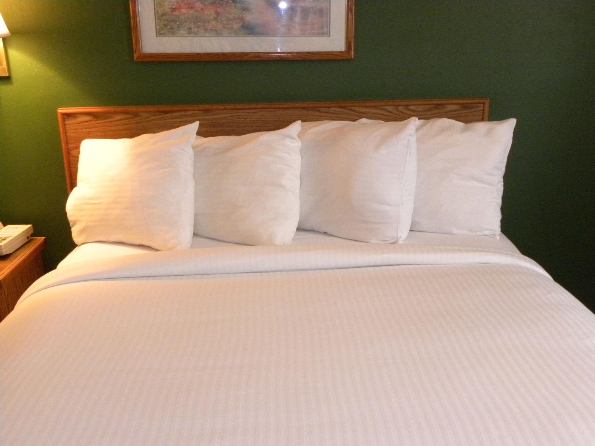 New Victorian Inn & Suites Kearney Zewnętrze zdjęcie
