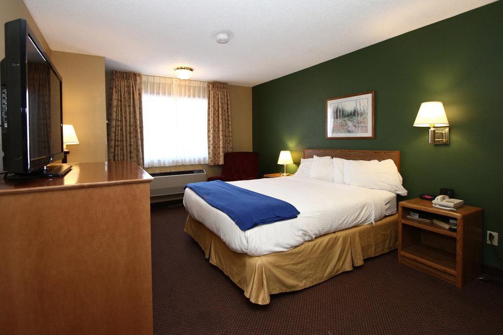New Victorian Inn & Suites Kearney Zewnętrze zdjęcie